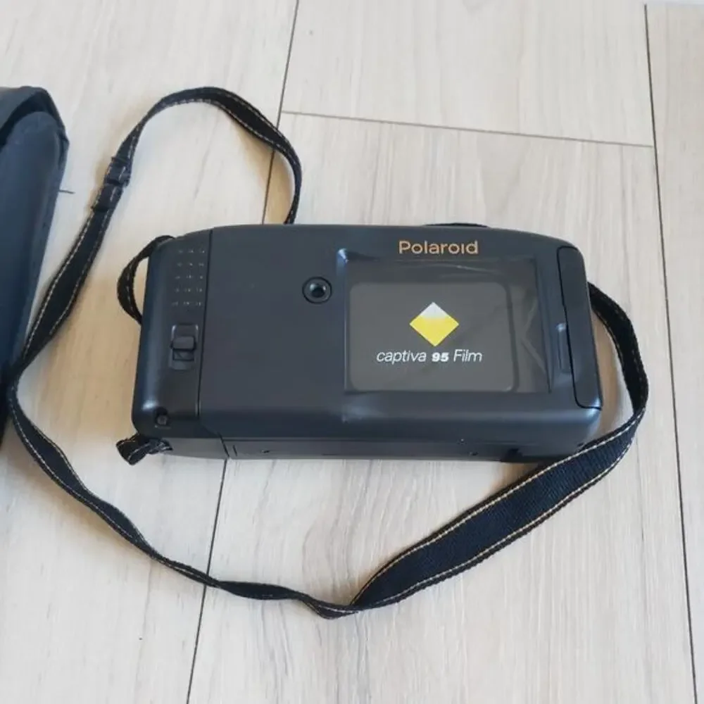 Polaroid capture true